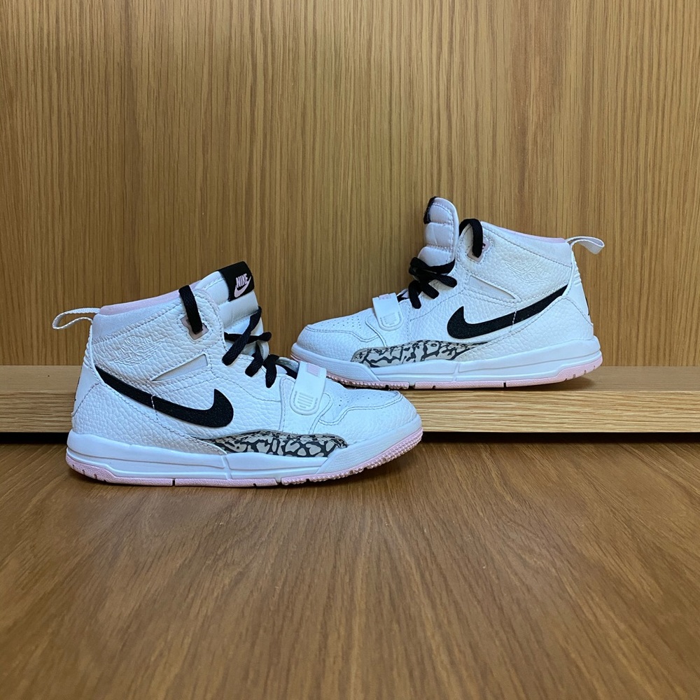 Nike Jordan 1s Retro Kids Size 13C